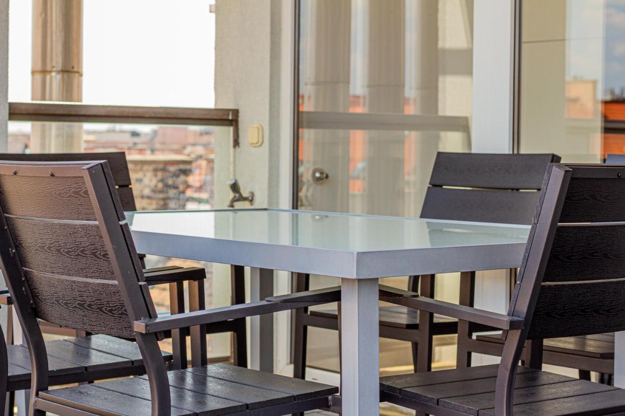Luxury Apartment With Balcony In Downtown 布达佩斯 外观 照片