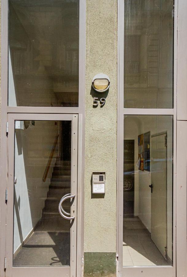 Luxury Apartment With Balcony In Downtown 布达佩斯 外观 照片