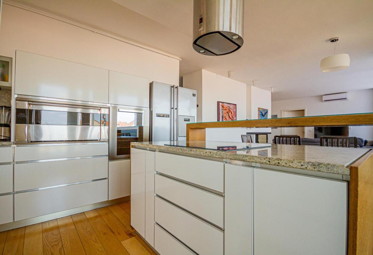 Luxury Apartment With Balcony In Downtown 布达佩斯 外观 照片