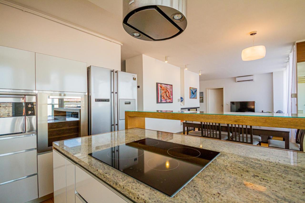 Luxury Apartment With Balcony In Downtown 布达佩斯 外观 照片